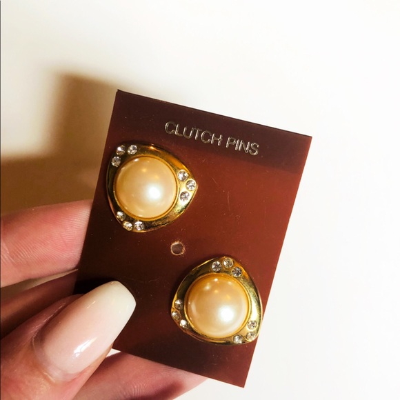 Pearl Earrings - Picture 2 of 4